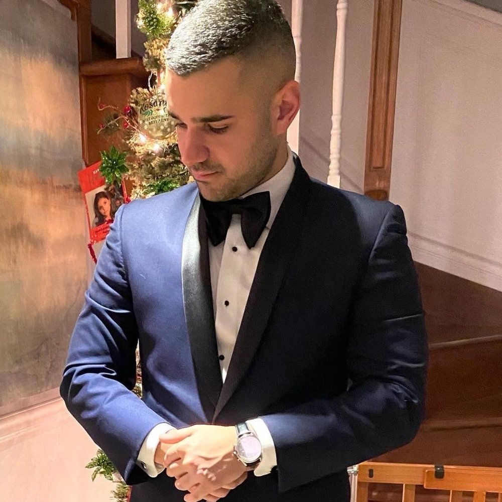 Meet your Posher, Davide